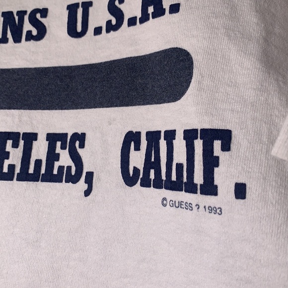 1993 Vintage Guess Cropped Tee - Picture 3 of 5